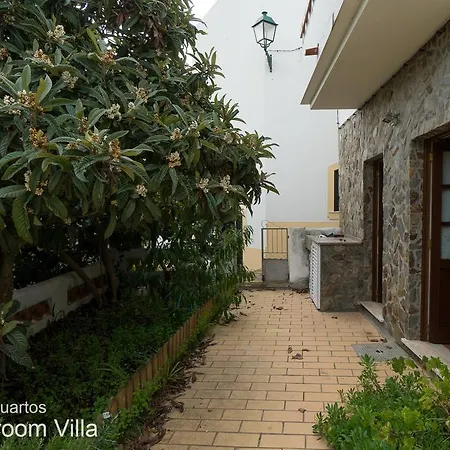 Akivillas In * 阿尔热祖尔